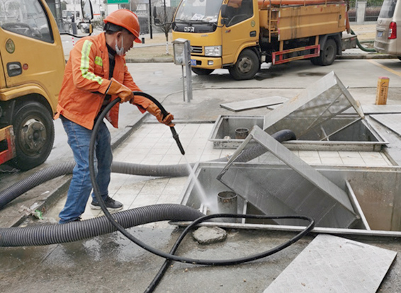 涧西隔油池清理